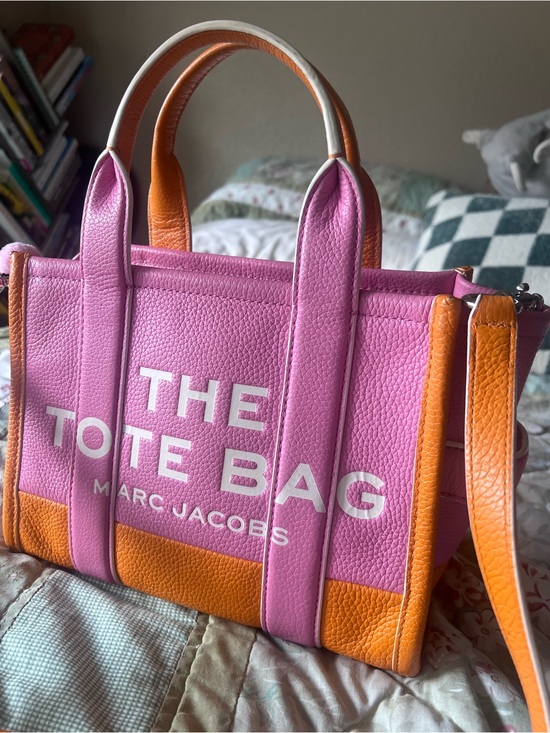 Marc Jacobs Handbags - Marc Jacobs Pink and Orange Pebbled Leather Tote